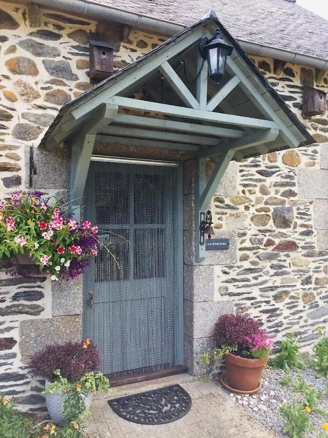 Holiday home L'Ancienne Etable. Villa Saint-Martin-des-Pres France