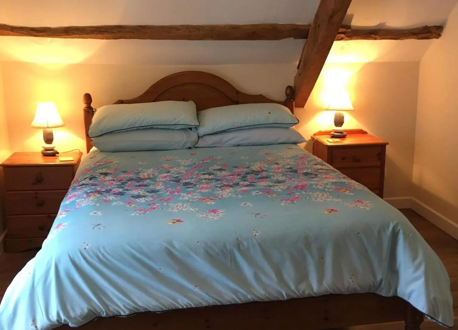 L'Ancienne Etable. Villa Saint-Martin-des-Pres Holiday home